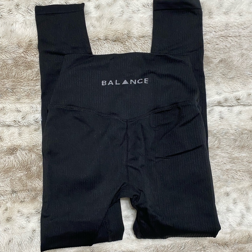 Balance linear leggings midnight